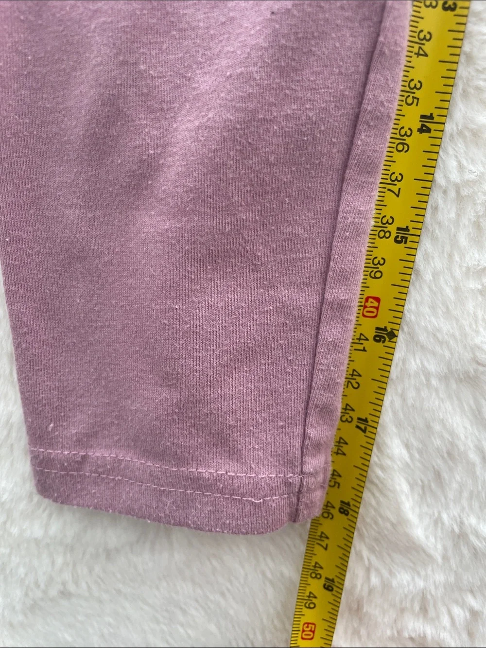 SALE! Old Navy Kids Mauve Leggings - Lightweight Stretch Bottoms Size S (6-7)